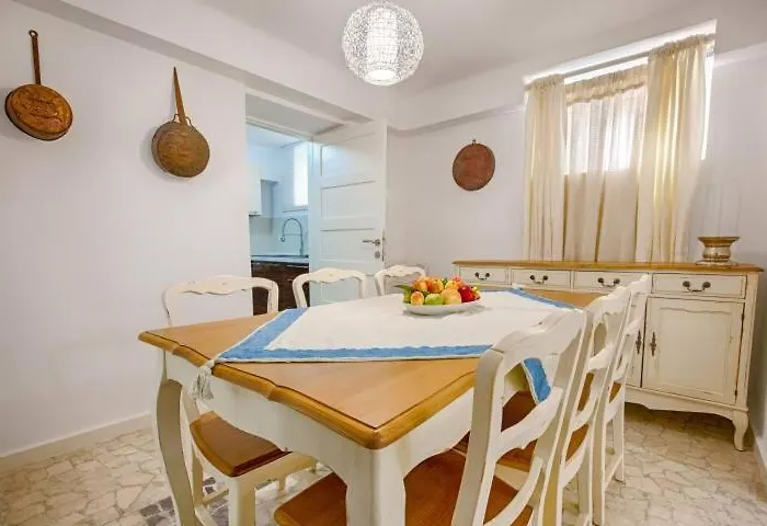 Apartamento Luxury Living Nisos Vs Rhodes Town